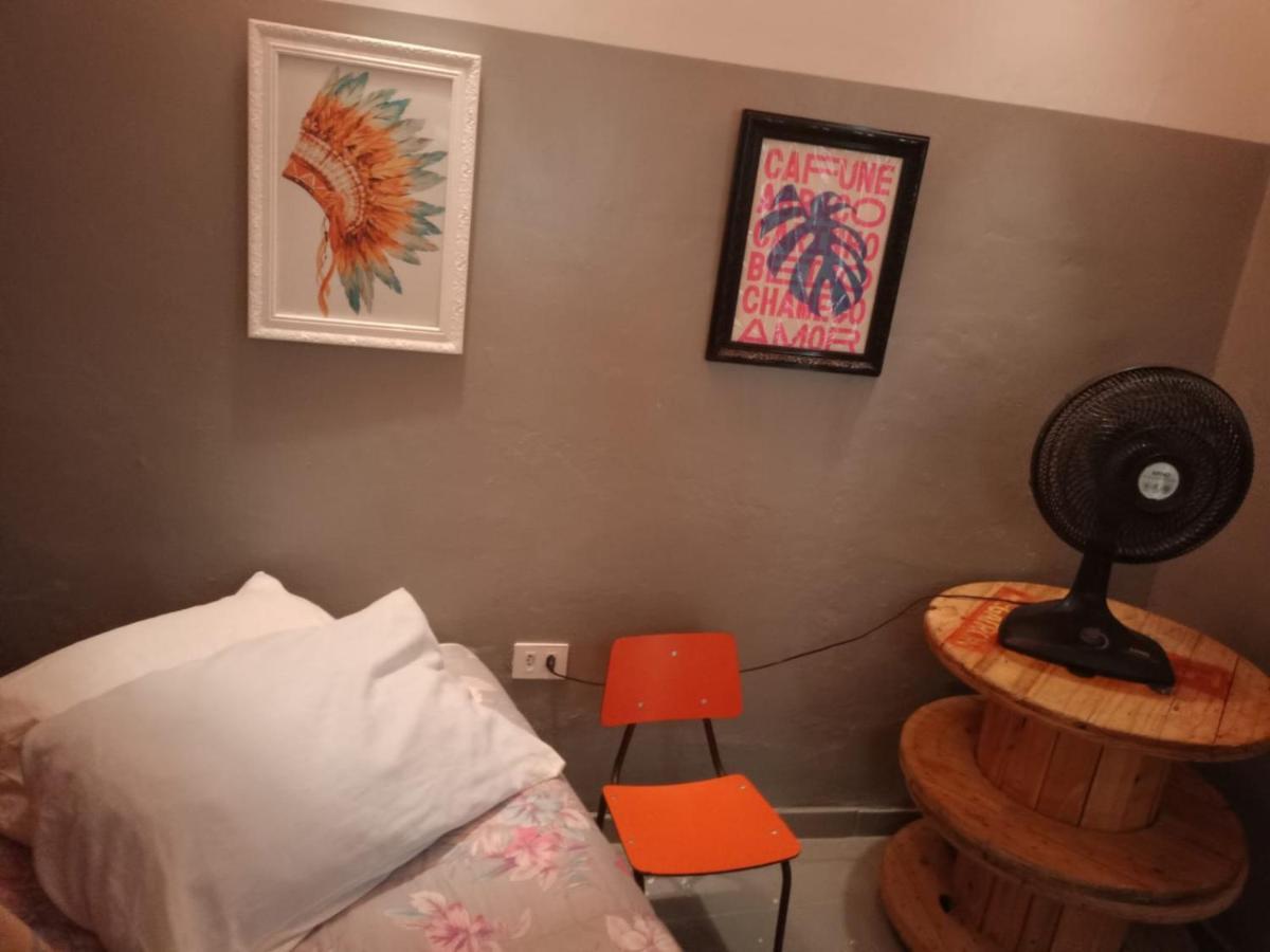 Hospedaria - A Casa Cafe Arte - Valores Acessiveis Сан-Пауло Экстерьер фото